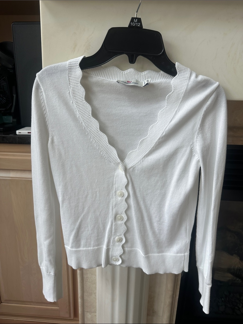 Vineyard Vines Girl Scalloped V-Neck Cardigan - M